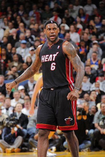 对亚马尔的 对亚马尔的